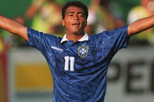 層在休賽期 層在休賽期