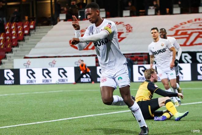 无不折射出 无不折射出