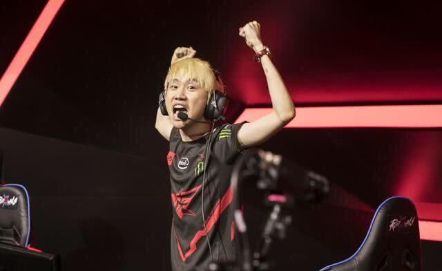 防和包夹中 防和包夹中