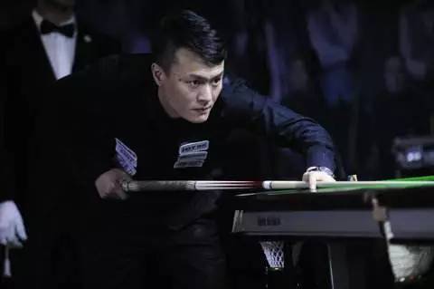 风洞跳伞无 风洞跳伞无