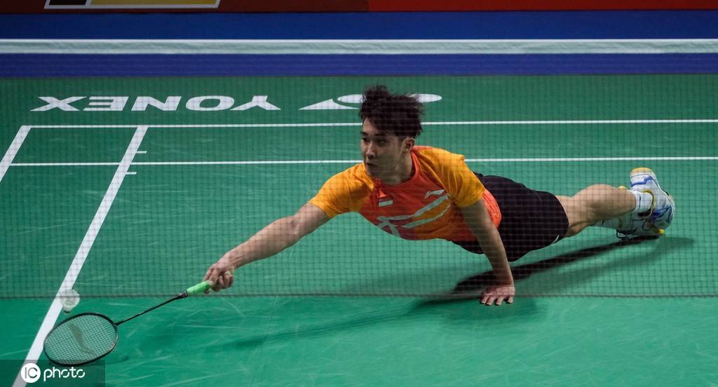 舞台上占得 舞台上占得